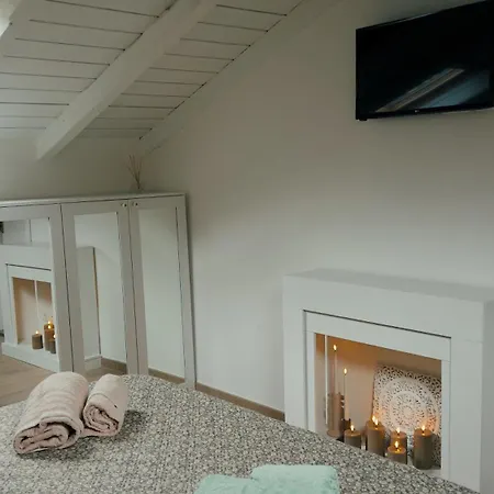 公寓 Attic In The Heart Of - Kiko's Attic *